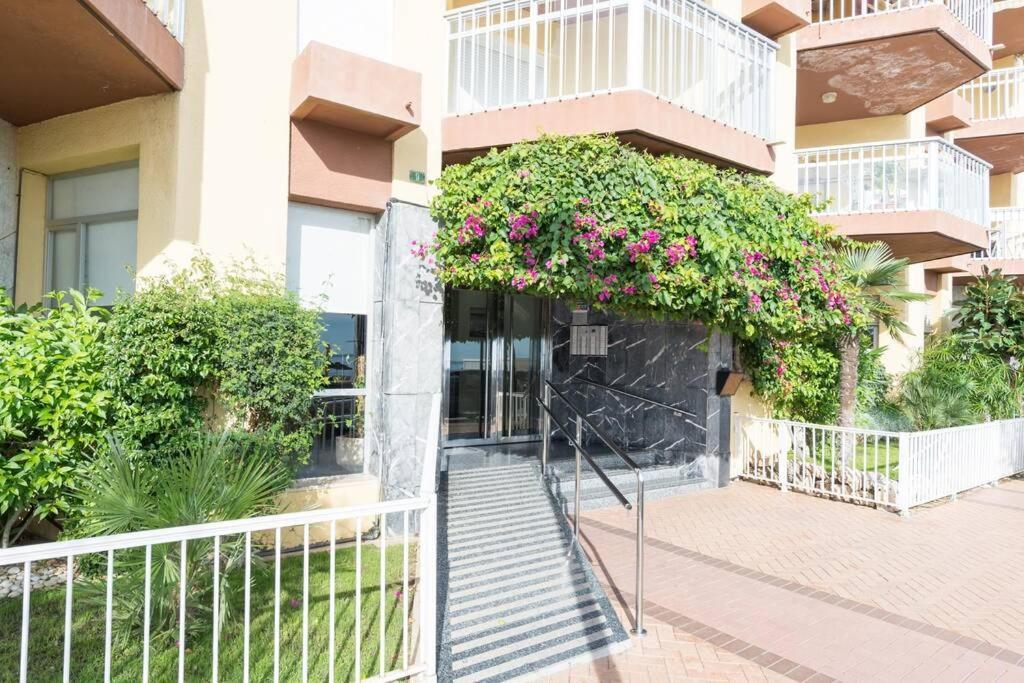 Apartamento TGH/ Fuengirola frente al mar Exterior foto